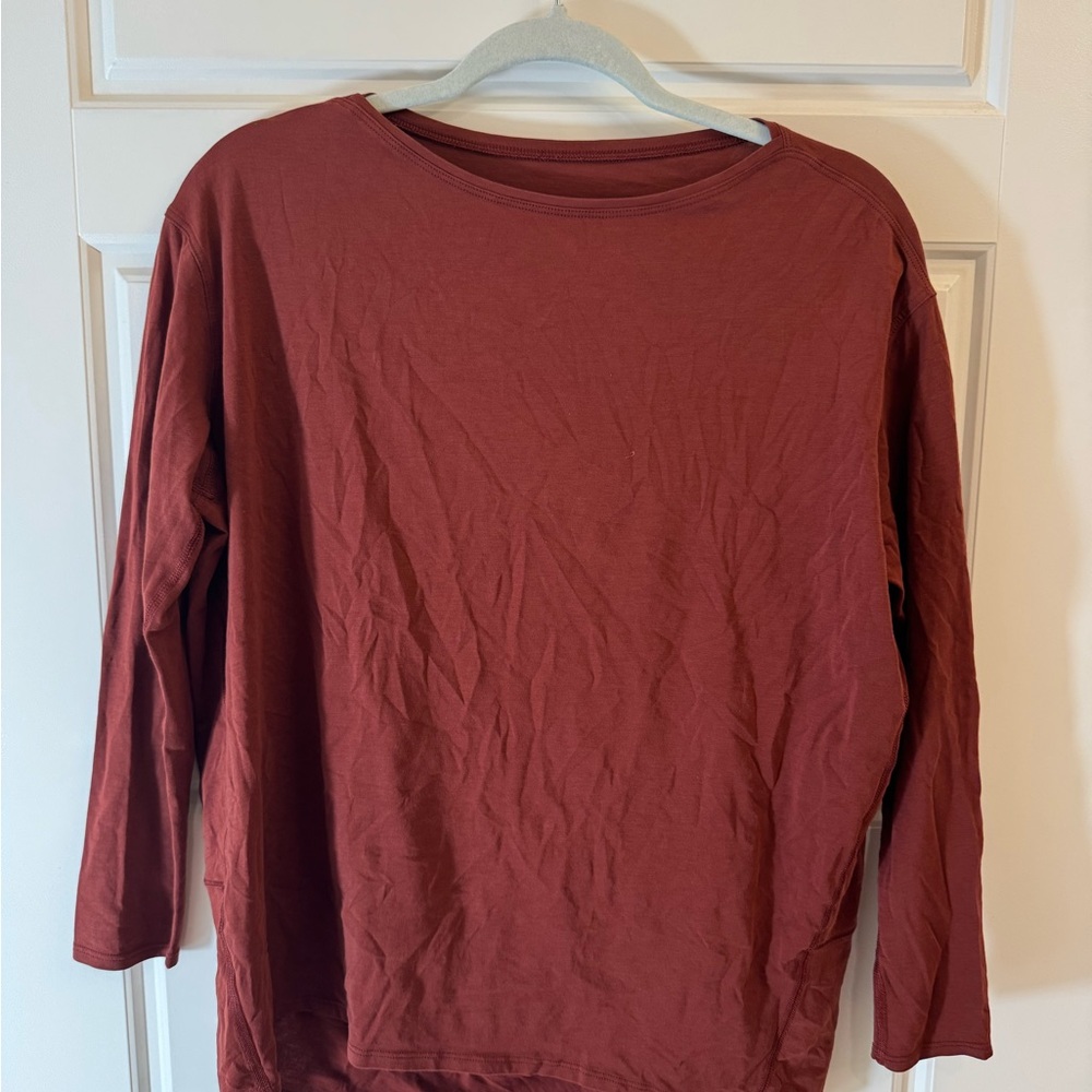 lululemon athletica Long Sleeve Tee in Rust Red
